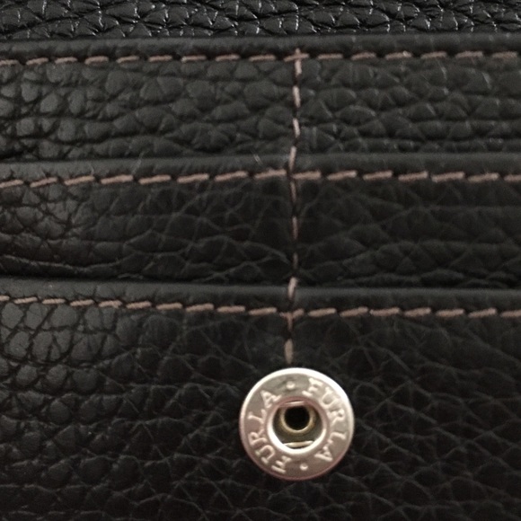 OFFERS WELCOMED - Authentic Furla Genuine Leather Long Wallet - Picture 9 of 10